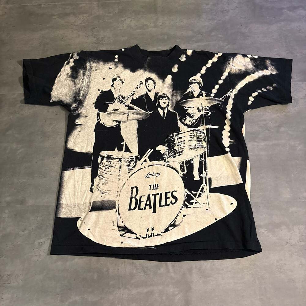 Vintage 1997 The Beatles Band T-Shirt Size Large